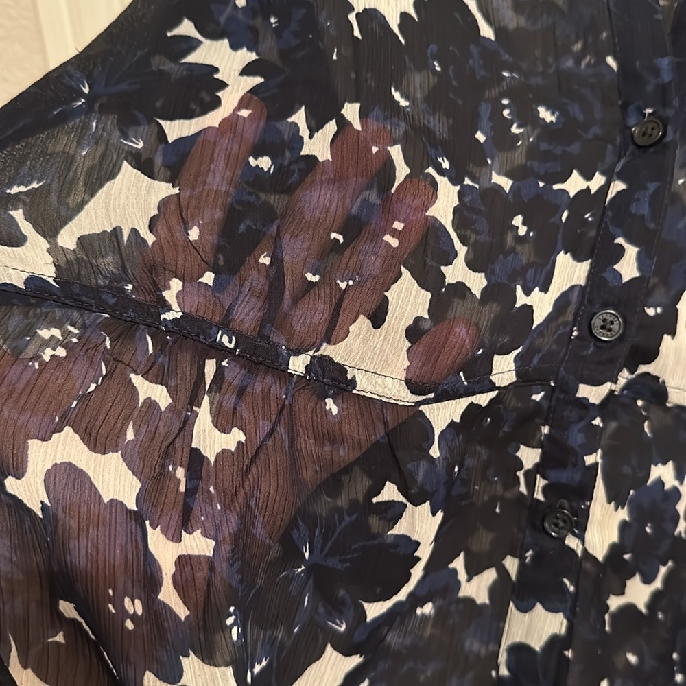 Express Blouse - Picture 4 of 7